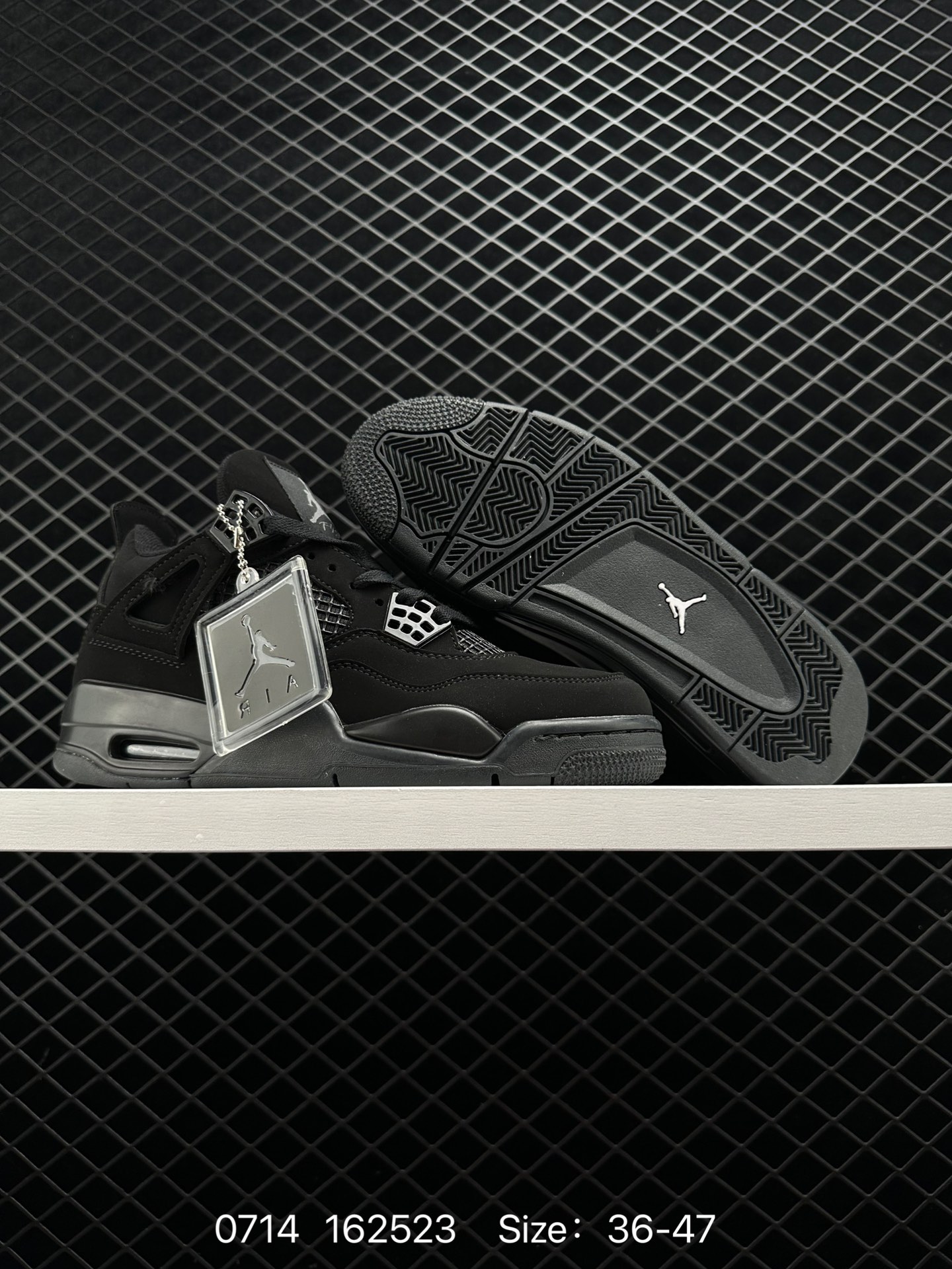 Air Jordan 4 “Cat”